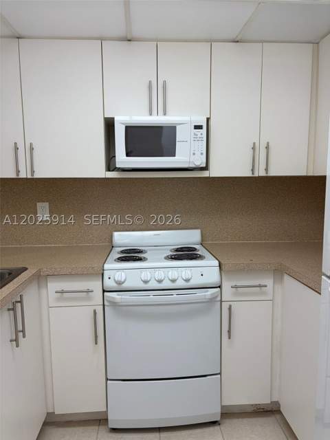 6820 W Flagler St 212, Miami FL - photo 13 of 15