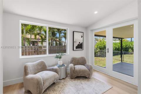 2110 SW 15th St, Miami FL - photo 14 of 38