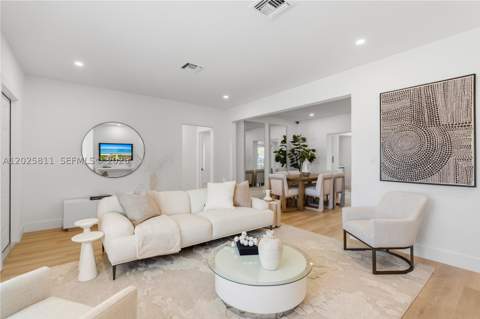 2110 SW 15th St, Miami FL - photo 7 of 38