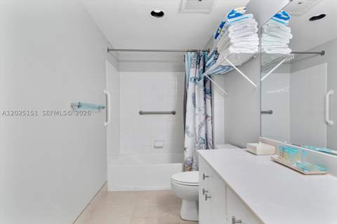 17375 Collins Ave 1507, Sunny Isles Beach FL - photo 12 of 43