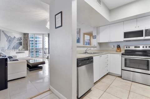 17375 Collins Ave 1507, Sunny Isles Beach FL - photo 15 of 43