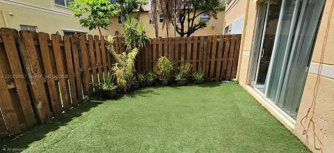 8652 NW 112th Ct, Doral FL - photo 12 of 44