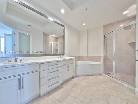 848 Brickell Key Dr 306, Miami FL - photo 16 of 66