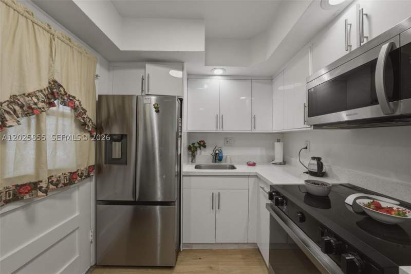2 bedroom Condominium at 2855 Leonard Dr H106, POINT EAST SEC II CONDO, Aventura — photo 5
