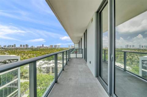 2960 NE 207th St 1108, Aventura FL - photo 13 of 39