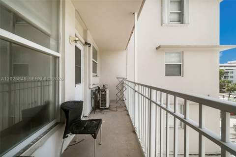 1300 Lincoln Rd B402, Miami Beach FL - photo 6 of 33