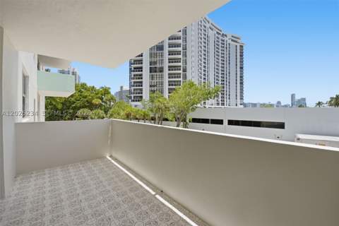 5 Island Ave 2F, Miami Beach FL - photo 12 of 15