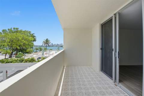 5 Island Ave 2F, Miami Beach FL - photo 13 of 15