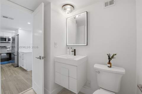 5 Island Ave 2F, Miami Beach FL - photo 9 of 15