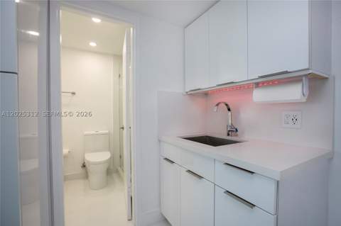 5445 Collins Ave 1232, Miami Beach FL - photo 10 of 11
