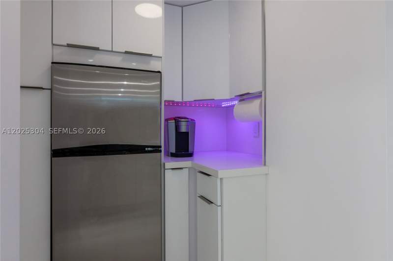 0 bedroom Condominium at 5445 Collins Ave 1730, Castle Beach Club Condo, Miami Beach — photo 4