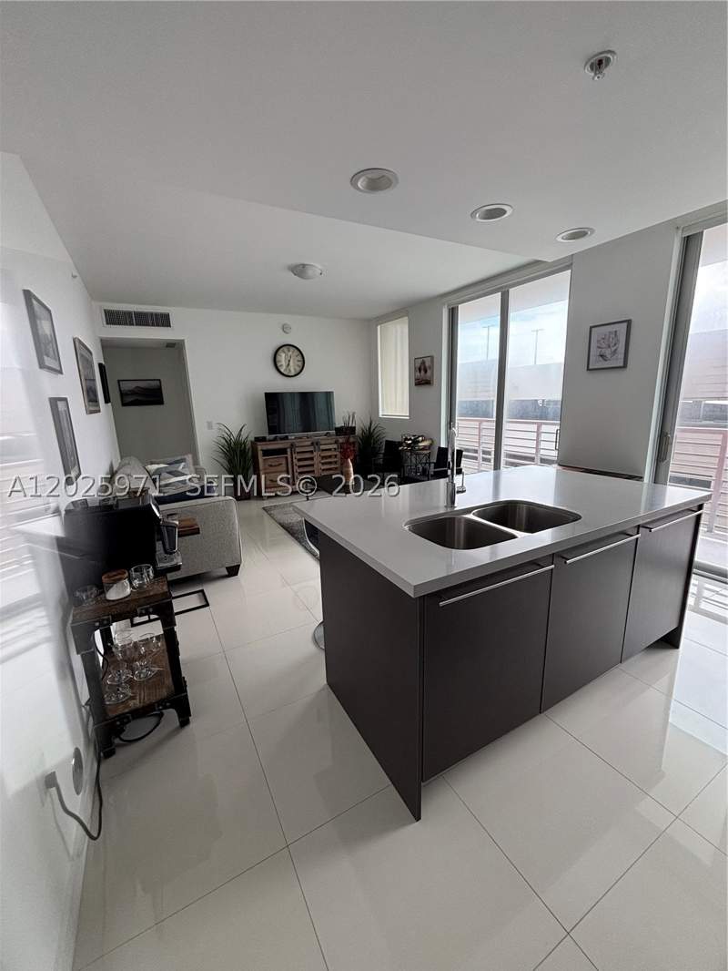 1 bedroom Condominium at 7875 NW 107th Ave 504, Midtown Doral Condo 4, Doral — photo 3
