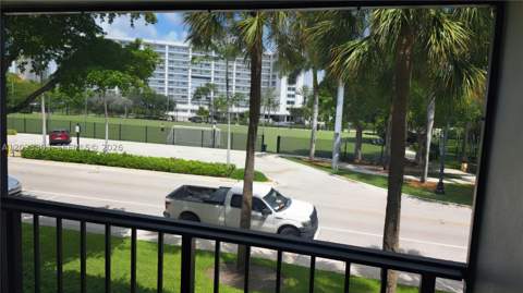 201 178th Dr 209, Sunny Isles Beach FL - photo 8 of 15