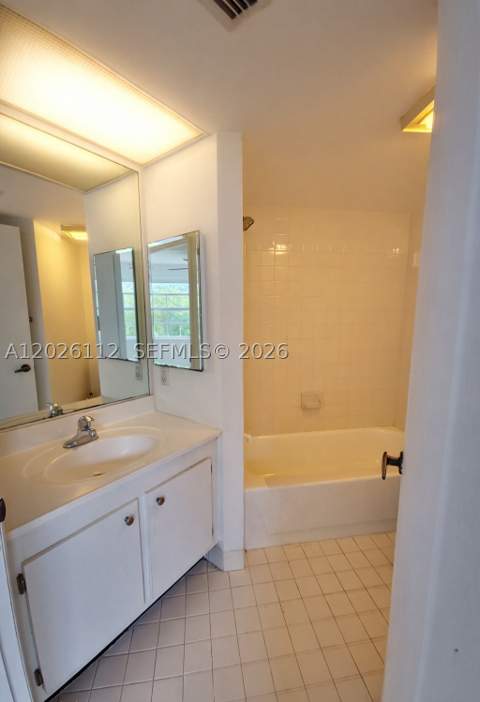 2604 SE 19th Ct 202-A, Homestead FL - photo 12 of 19