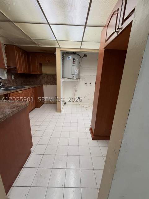 20603 NW 15th Ave 8-1, Miami Gardens FL - photo 8 of 30