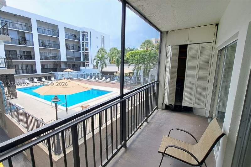 2 bedroom Condominium at 201 178th Dr 225, Le Cartier Condo, Sunny Isles Beach — photo 3