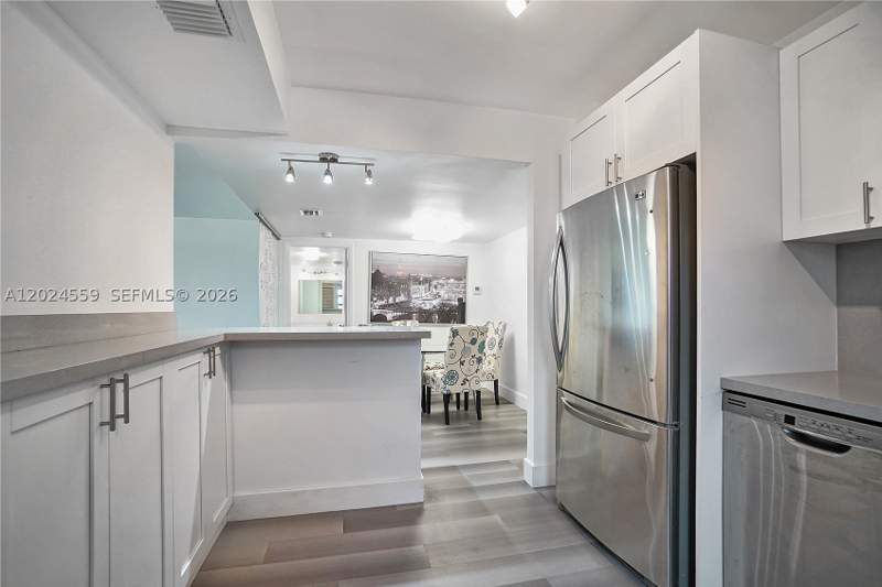 2 bedroom Condominium at 9273 Collins Ave 309, Manatee Condo, Surfside — photo 4