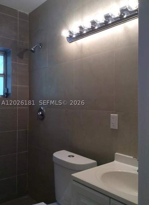 730 NE 139 St, North Miami FL - photo 9 of 9