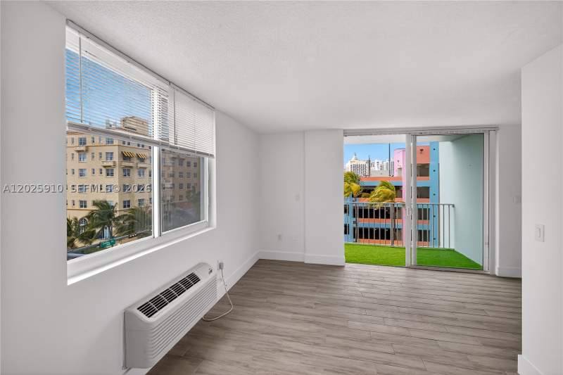 1 bedroom Condominium at 1255 Collins Ave 504, Islander Condo Apts, Miami Beach — photo 5