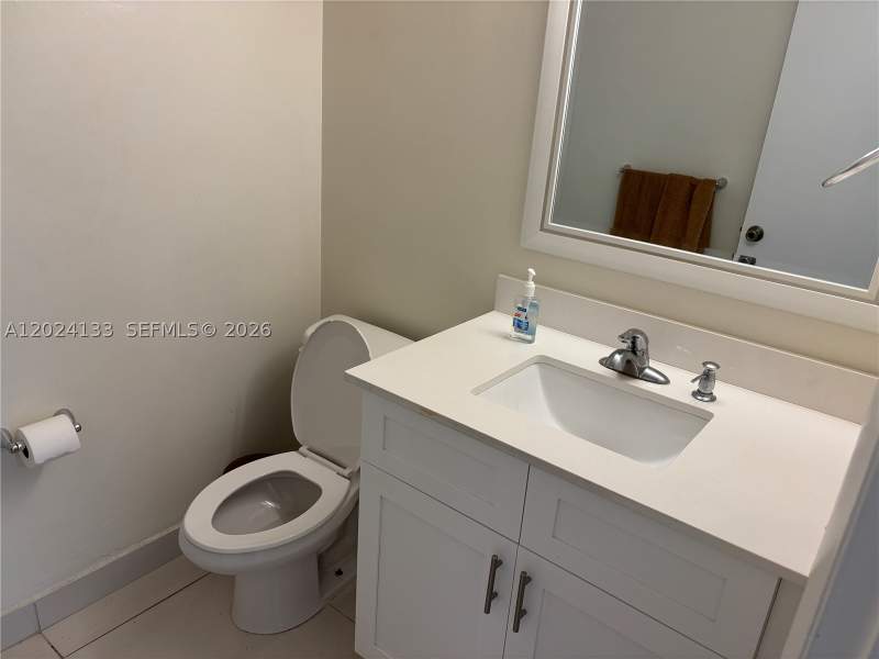 2 bedroom Townhouse at 10806 N Kendall Dr P-26, Spanish Trace Condo, Miami — photo 3