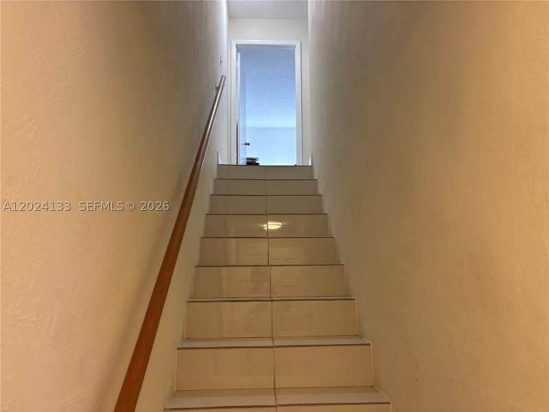 2 bedroom Townhouse at 10806 N Kendall Dr P-26, Spanish Trace Condo, Miami — photo 4
