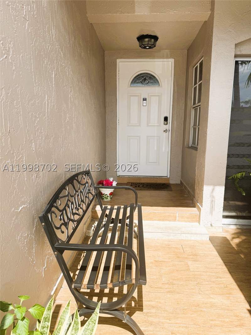 3 bedroom Townhouse at 6217 SW 128th Pl, Sunset Harbour Sec Vi, Miami — photo 2