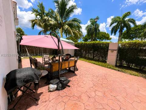 7305 NW 173rd Dr 102, Hialeah FL - photo 15 of 15