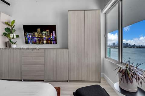 1000 West Ave Ph23, Miami Beach FL - photo 13 of 27