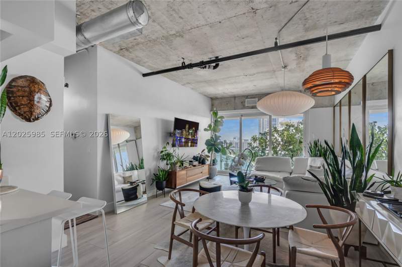 1 bedroom Condominium at 1000 West Ave Ph23, Mirador 1000 Condo, Miami Beach — photo 4