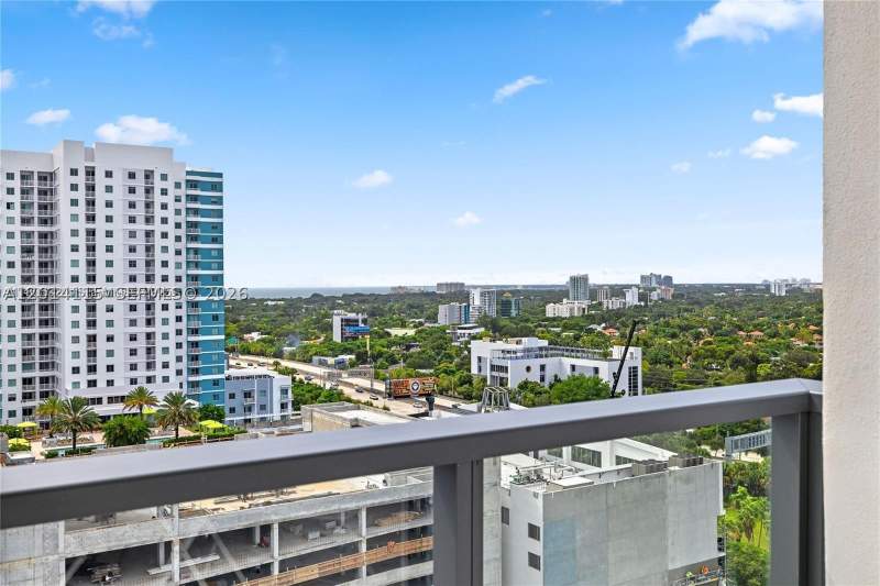 1 bedroom Condominium at 239 SW 9th St 1502, Smart Brickell, Miami — photo 2