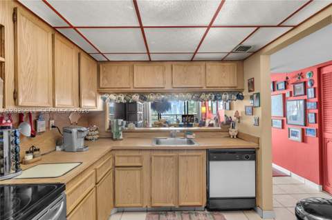 555 NE 15th St 23I, Miami FL - photo 16 of 34