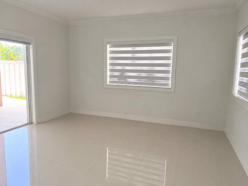5 bedroom SingleFamilyResidence at 1361 NE 42nd Avenue, Cristys Homes, Homestead — photo 3