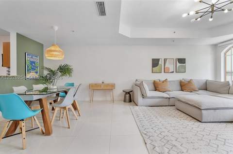 2704 NE 184th Ter, Aventura FL - photo 6 of 57