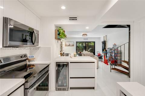 3214 W Trade Ave Iii-5, Miami FL - photo 10 of 28