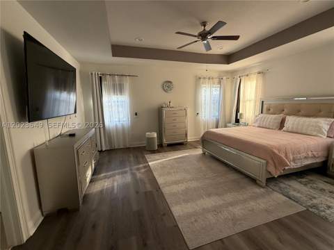 9907 NW 87th Ter, Doral FL - photo 15 of 29