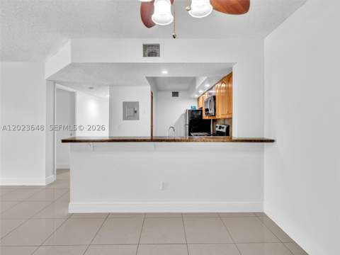18850 NW 57th Ave 208, Hialeah FL - photo 7 of 40