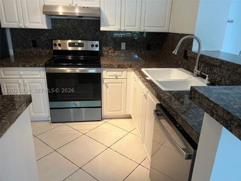 19555 E Country Club Dr 8408, Aventura FL - photo 14 of 28