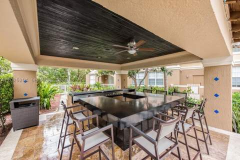 19555 E Country Club Dr 8408, Aventura FL - photo 24 of 28