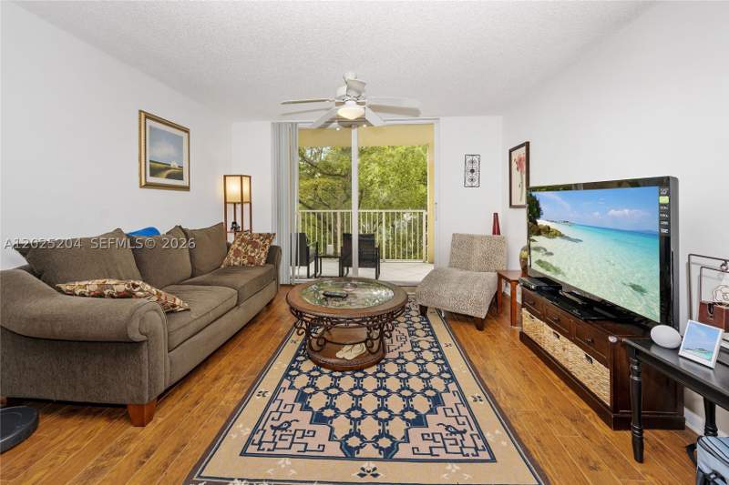 2 bedroom Condominium at 19555 E Country Club Dr 8408, The Yacht Club At Aventur, Aventura — photo 3