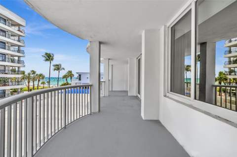 5401 Collins Ave 107, Miami Beach FL - photo 11 of 44