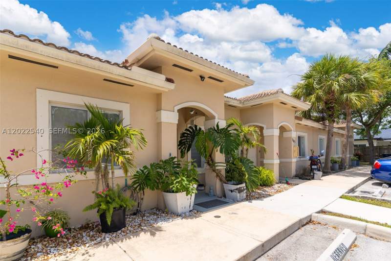 2 bedroom Condominium at 13268 Old Biscayne Dr 204, Old Biscayne Villas Condo, Homestead — photo 2
