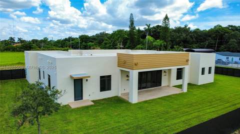 17277 SW 288th St, Homestead FL - photo 7 of 29