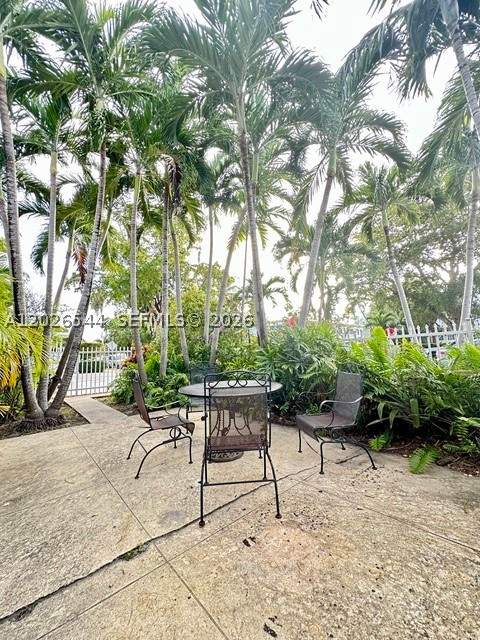 836 10th St 7, Miami Beach FL - photo 12 of 18