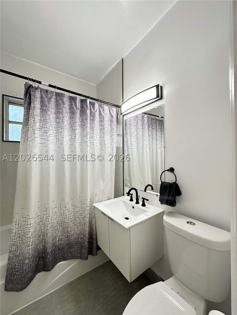 1 bedroom Condominium at 836 10th St 7, The Lorena Condo, Miami Beach — photo 4