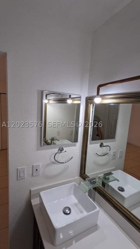 10052 NW 41st St 51-5, Doral FL - photo 24 of 42