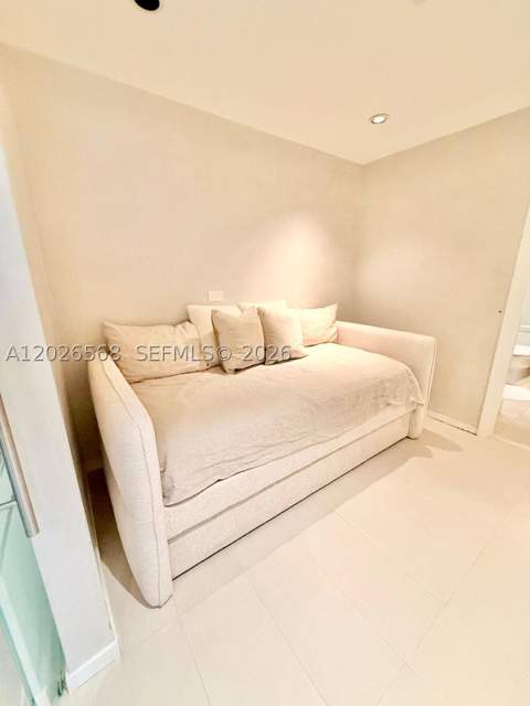17121 Collins Ave 1207, Sunny Isles Beach FL - photo 13 of 16