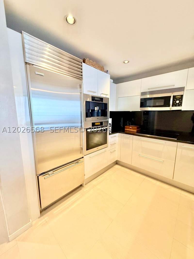 1 bedroom Condominium at 17121 Collins Ave 1207, Jade Ocean Condo, Sunny Isles Beach — photo 4