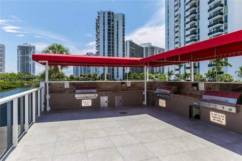 3625 N Country Club Dr 402, Aventura FL - photo 14 of 40