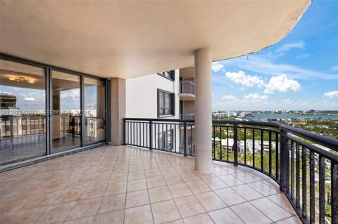 10175 Collins Ave 1505, Bal Harbour FL - photo 15 of 40