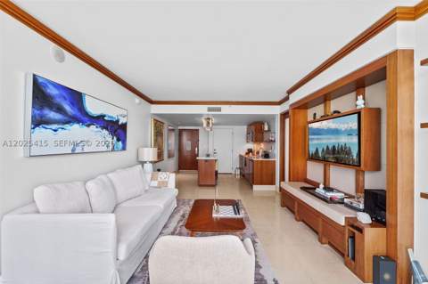 6801 Collins Ave 708, Miami Beach FL - photo 10 of 56